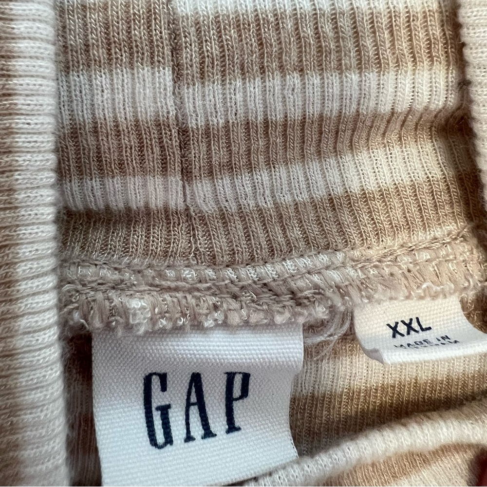 ribbed turtleneck - Picture 3 of 3